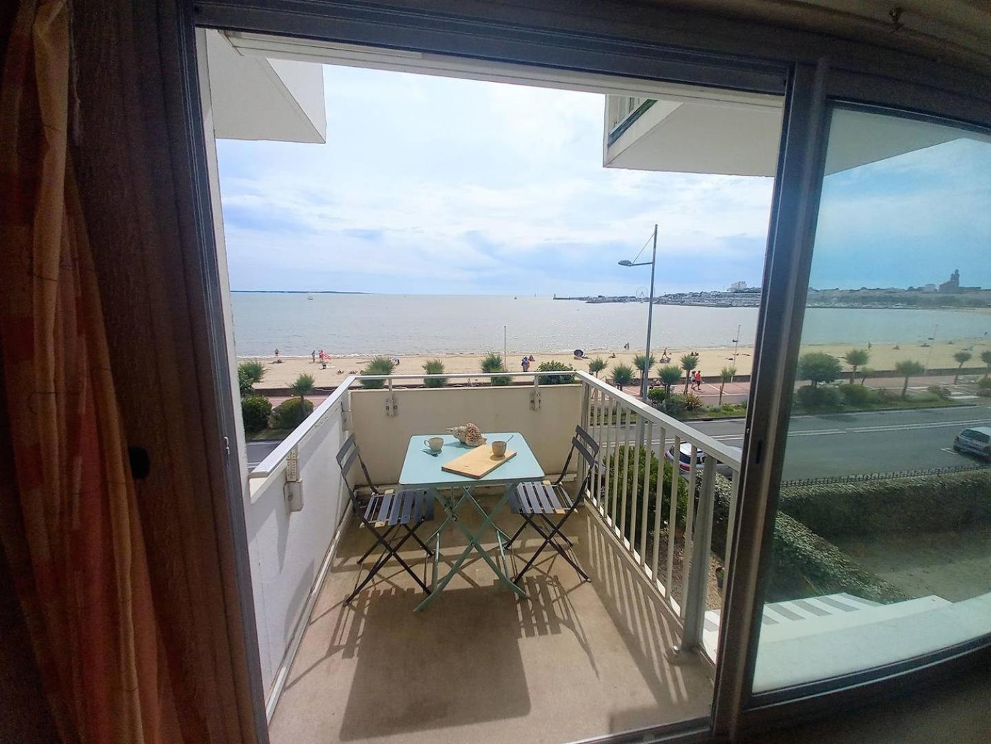 Royan - Vue Mer Pour Cet Appartement Face A La Plage - Grande Conche エクステリア 写真