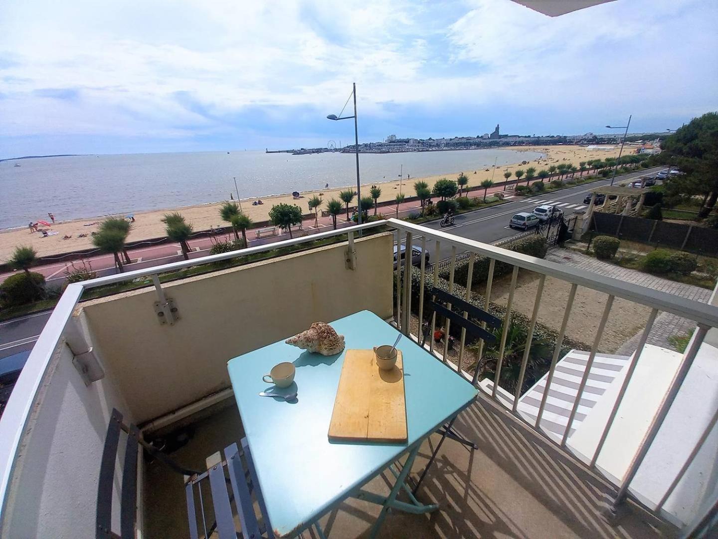 Royan - Vue Mer Pour Cet Appartement Face A La Plage - Grande Conche エクステリア 写真