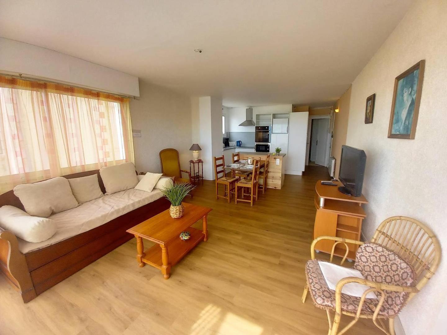 Royan - Vue Mer Pour Cet Appartement Face A La Plage - Grande Conche エクステリア 写真